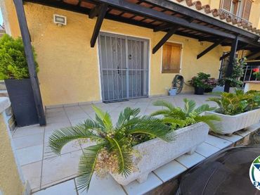 Apartment zum Verkauf in Carrer Salins 2ª Línea