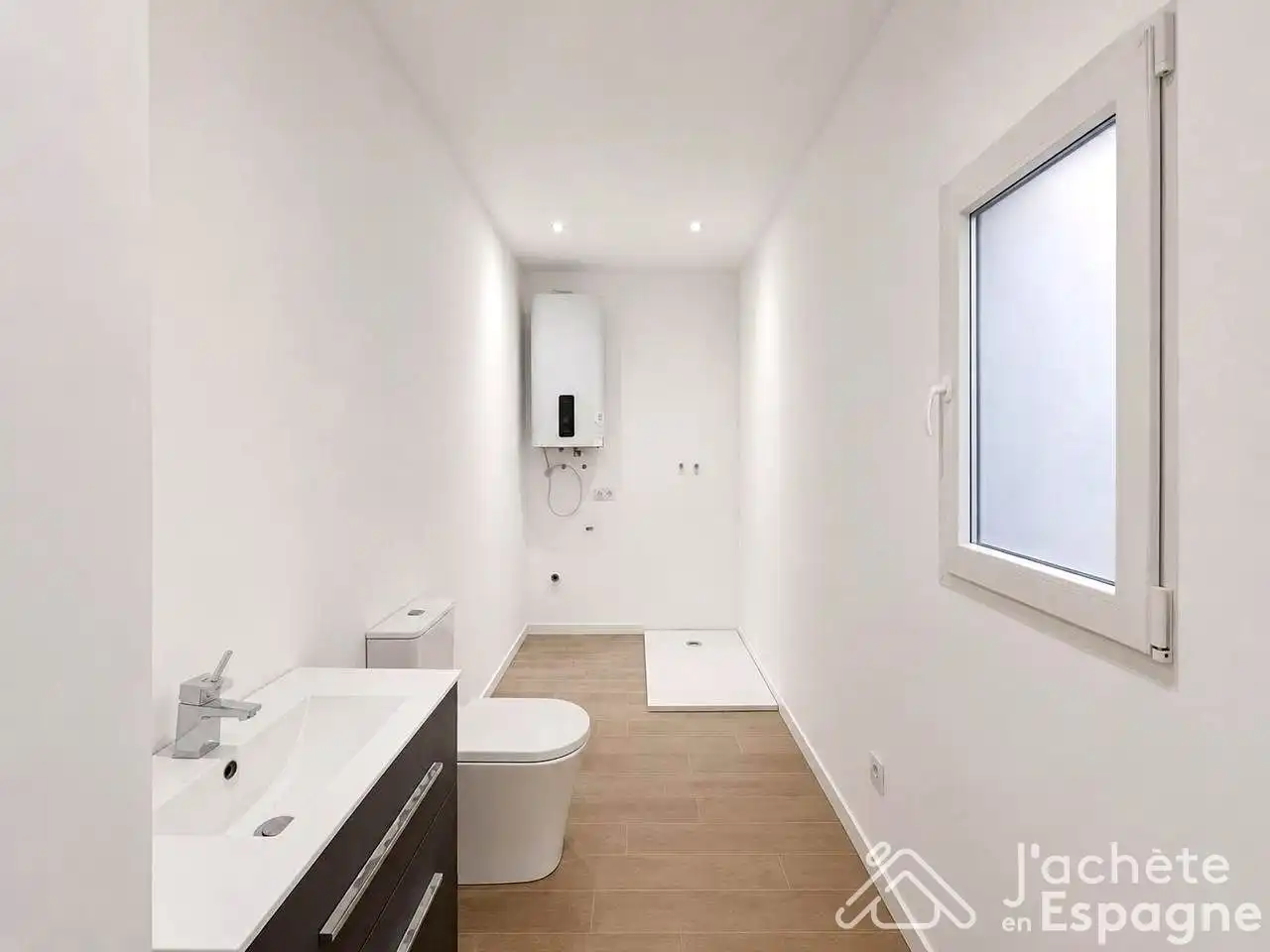 Houses for sale in Sant Quintín, Avenida de Abril - 9 de Octubre