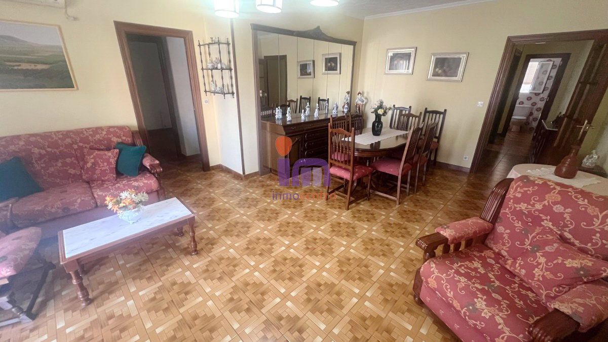 Dining room of Flat for sale in Valdepeñas  with Air Conditioner, Heating and Balcony