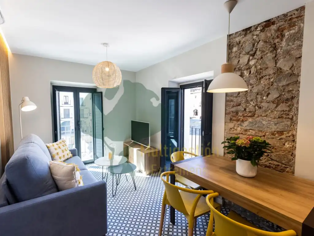 Living room of Apartments for rent in Cáceres  with Air Conditioner, Furnished and Oven