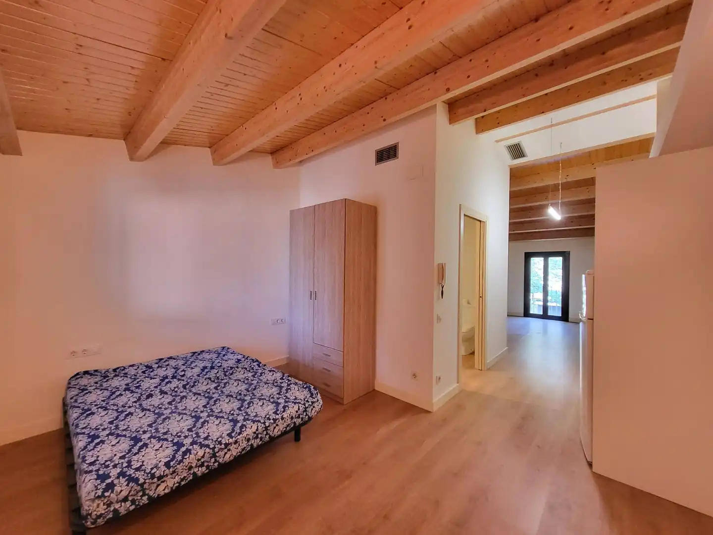 Habitación de Estudio en venta en Nucli Urbà  