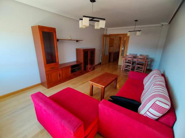 Piso en Venta en ACEBO en Alameda