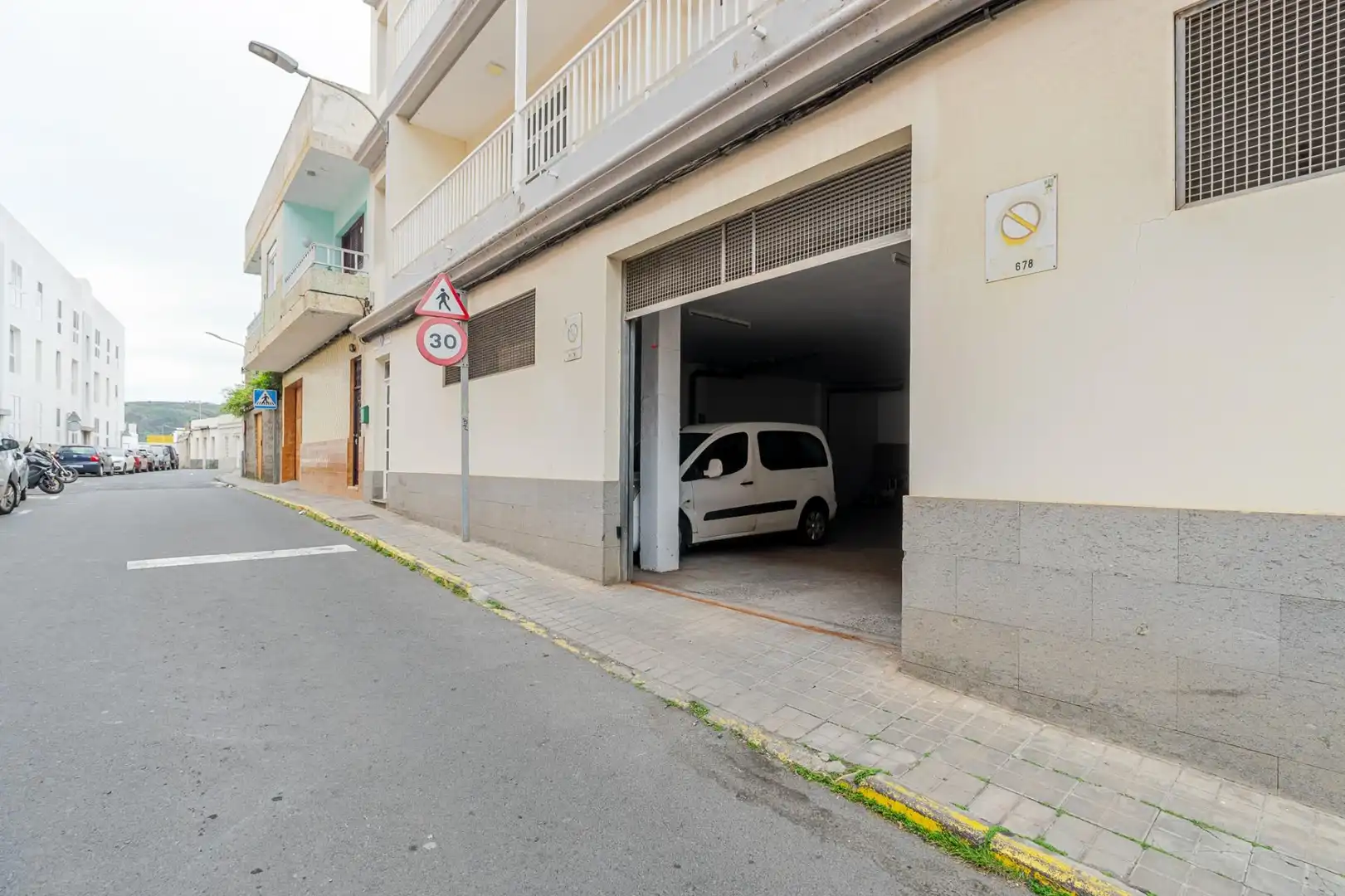 Parking de Piso en venta en Arucas con Balcón