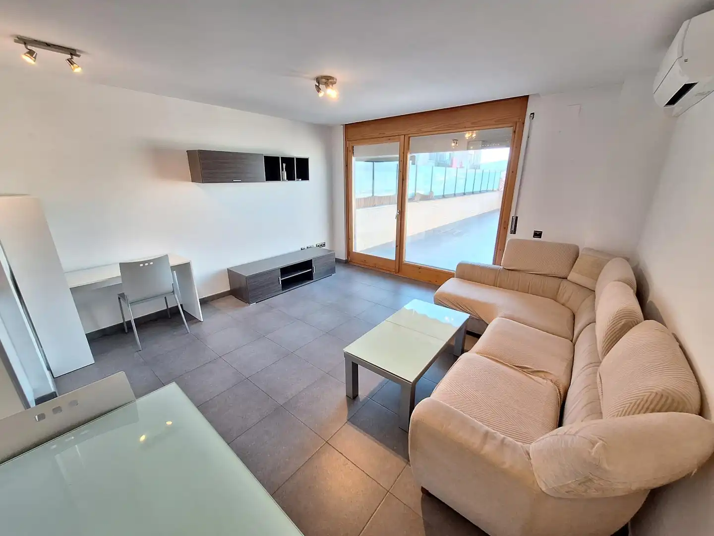 Sala de estar de Piso de alquiler en Igualada con Aire acondicionado, Calefacción y Terraza