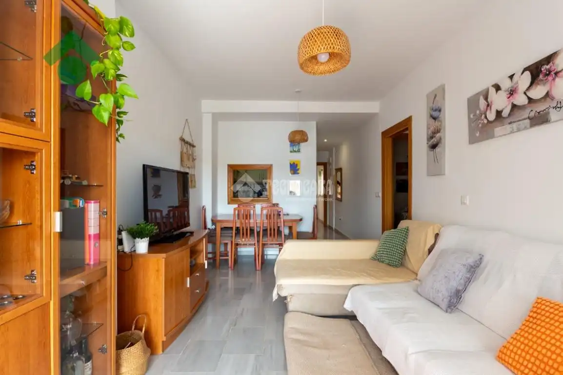 Sala d'estar de Dúplex en venda en Almuñécar amb Aire condicionat i Terrassa