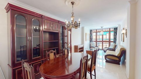 Foto 2 de Piso en venta en Calle Calle Camilo José Cela, Puerto Deportivo, Fuengirola