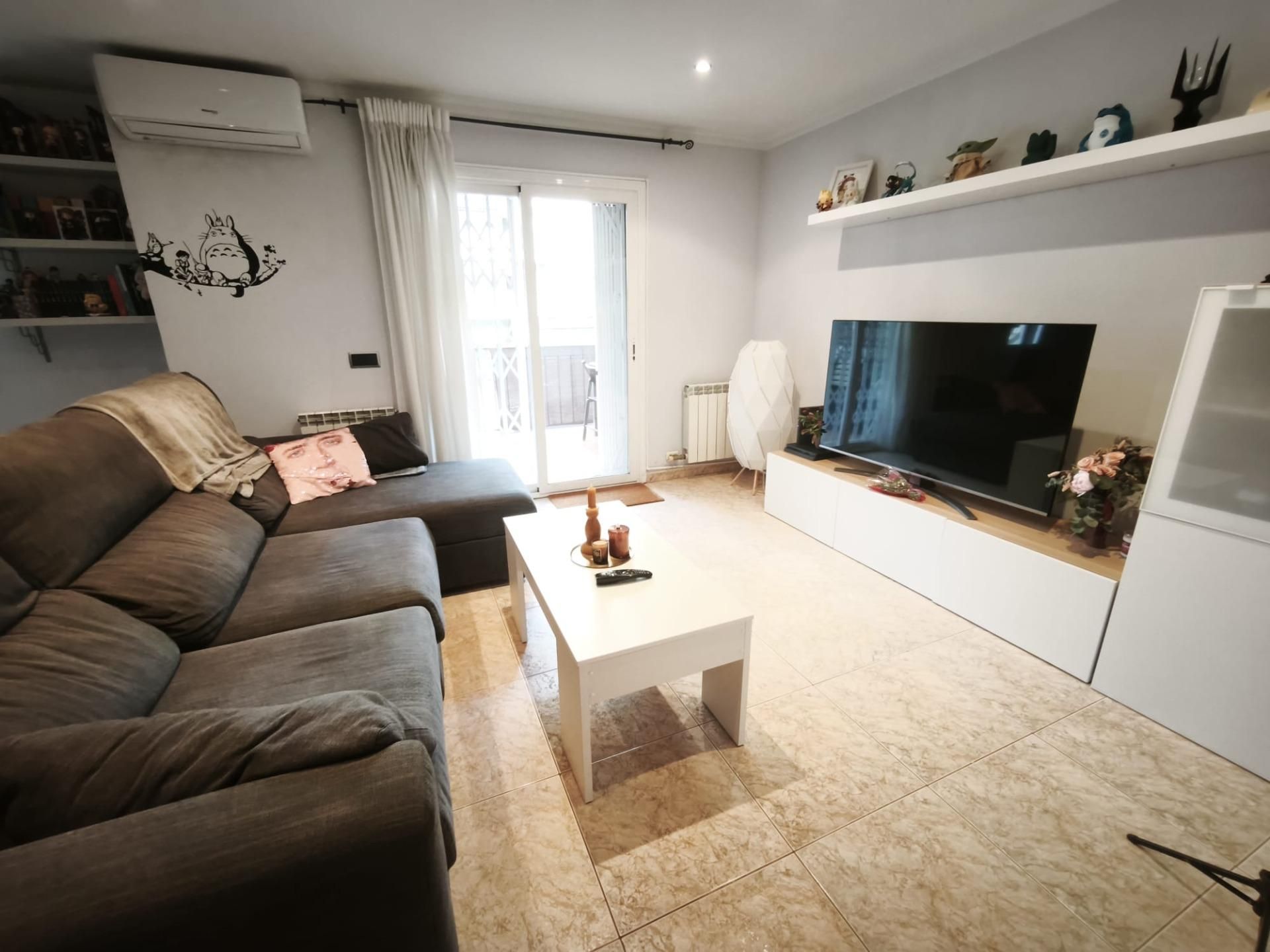 Sala de estar de Piso en venta en Sabadell con Aire acondicionado y Balcón