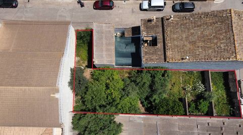 SOLAR URBANO CON SALIDA A DOS CALLES