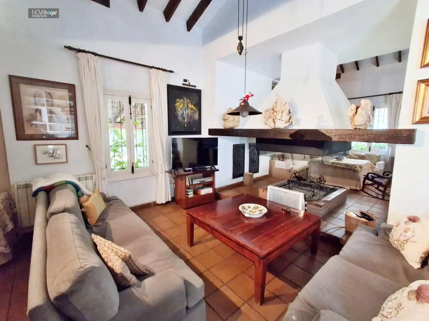Sala d'estar de Finca rústica en venda en Málaga amb Aire condicionat, Calefacció i Jardí privat
