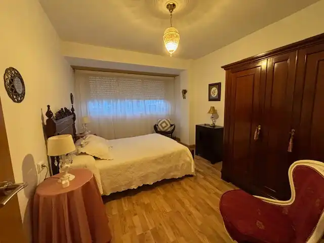 Bedroom of Flat for rent in Ferrol  with Heating, Parquet flooring and Furnished