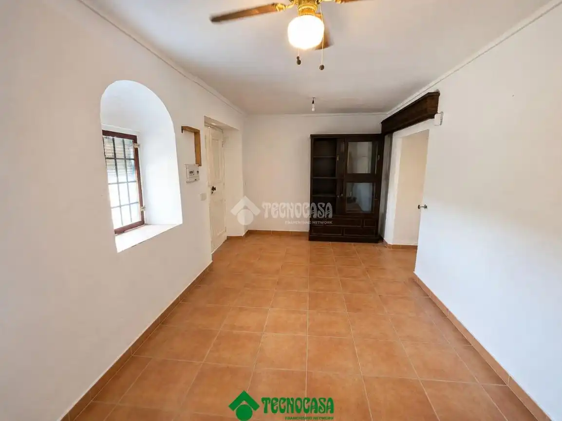 Casa adosada en venta en Adamuz