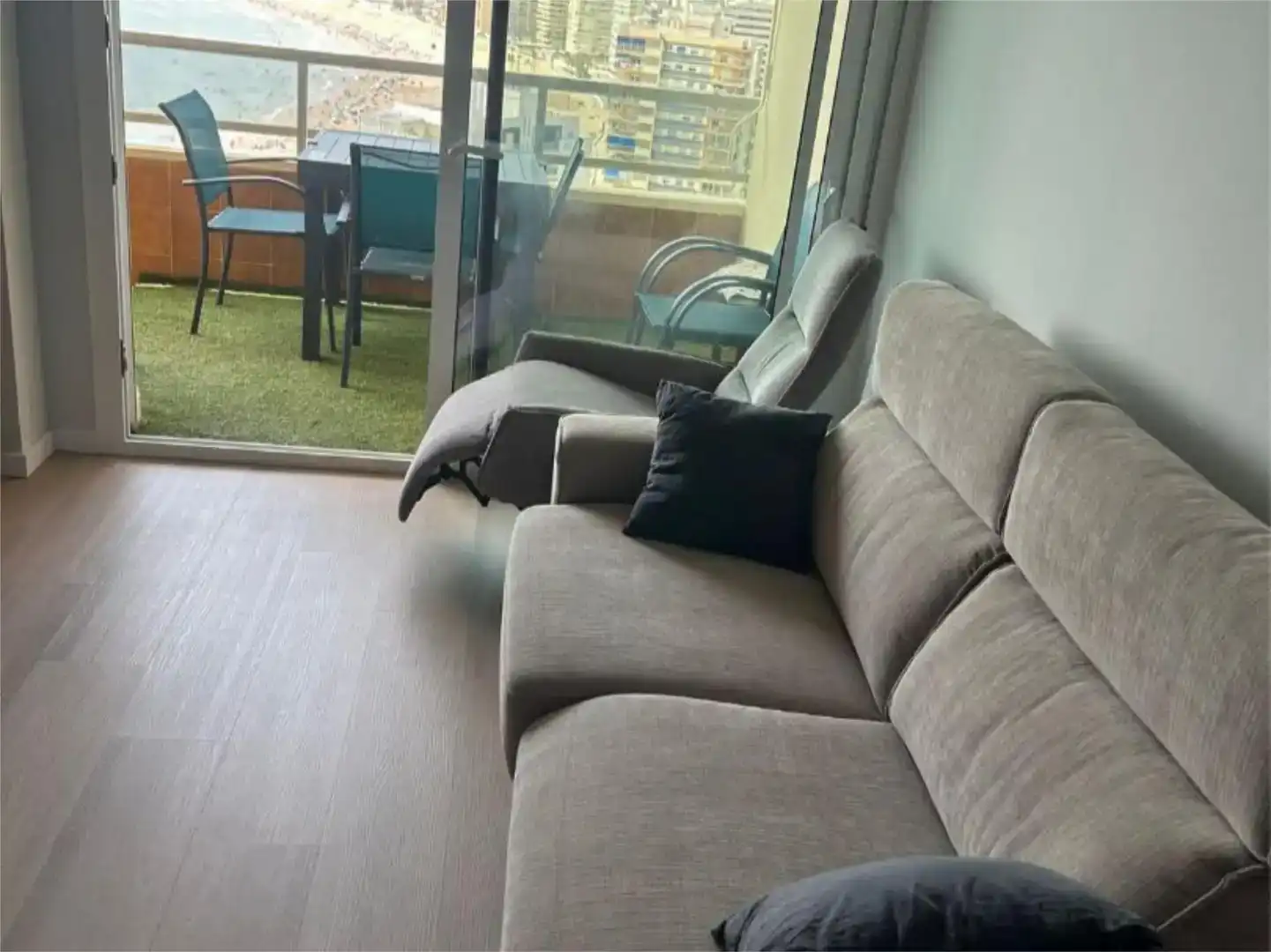 Wohnzimmer von Wohnung zur Miete in Cullera mit Privatgarten, Parkett und Schwimmbad