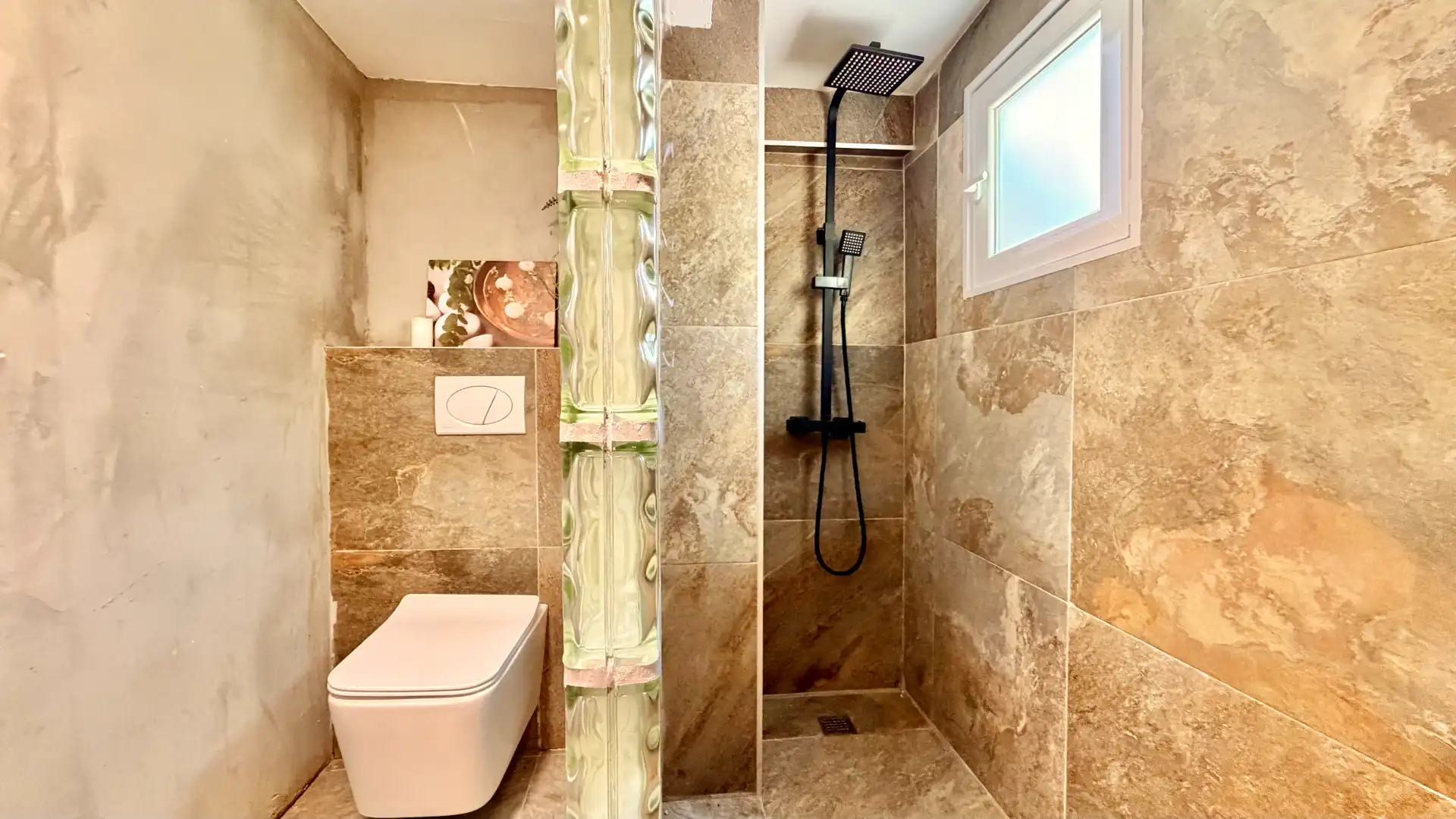 Badezimmer von Haus oder Chalet zum Verkauf in Tarragona mit Heizung, Privatgarten und Parkett