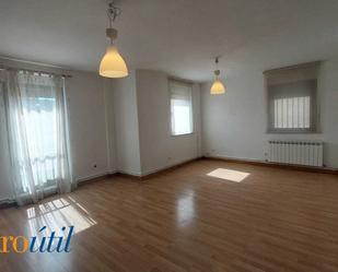 Living room of Flat to rent in Salamanca Capital  with Terrace and Balcony