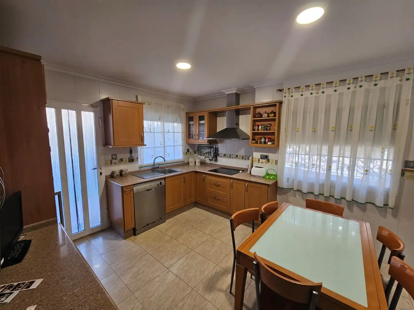 Kitchen of Houses for sale in Sagunto / Sagunt  with Heating, Private garden and Storage room