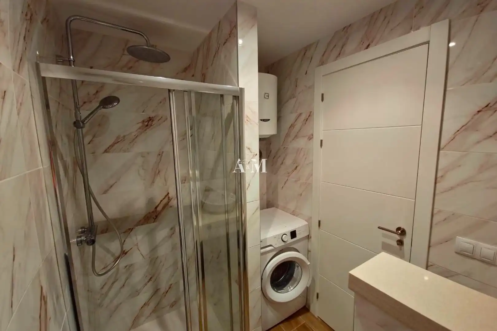 Baño de Casa adosada de alquiler en Orihuela con Aire acondicionado, Terraza y Piscina