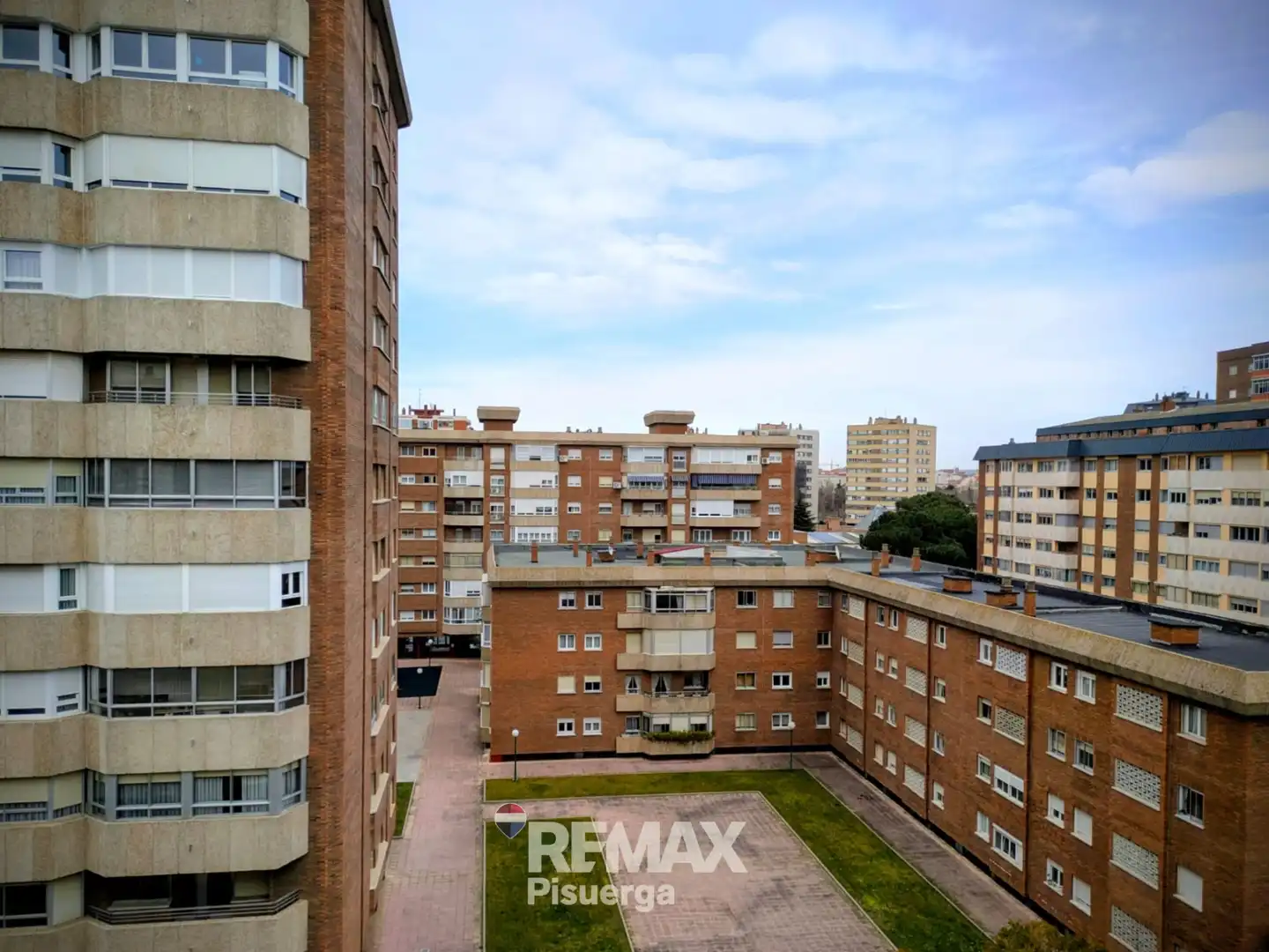 Exterior view of Flat for sale in Valladolid  with Heating
