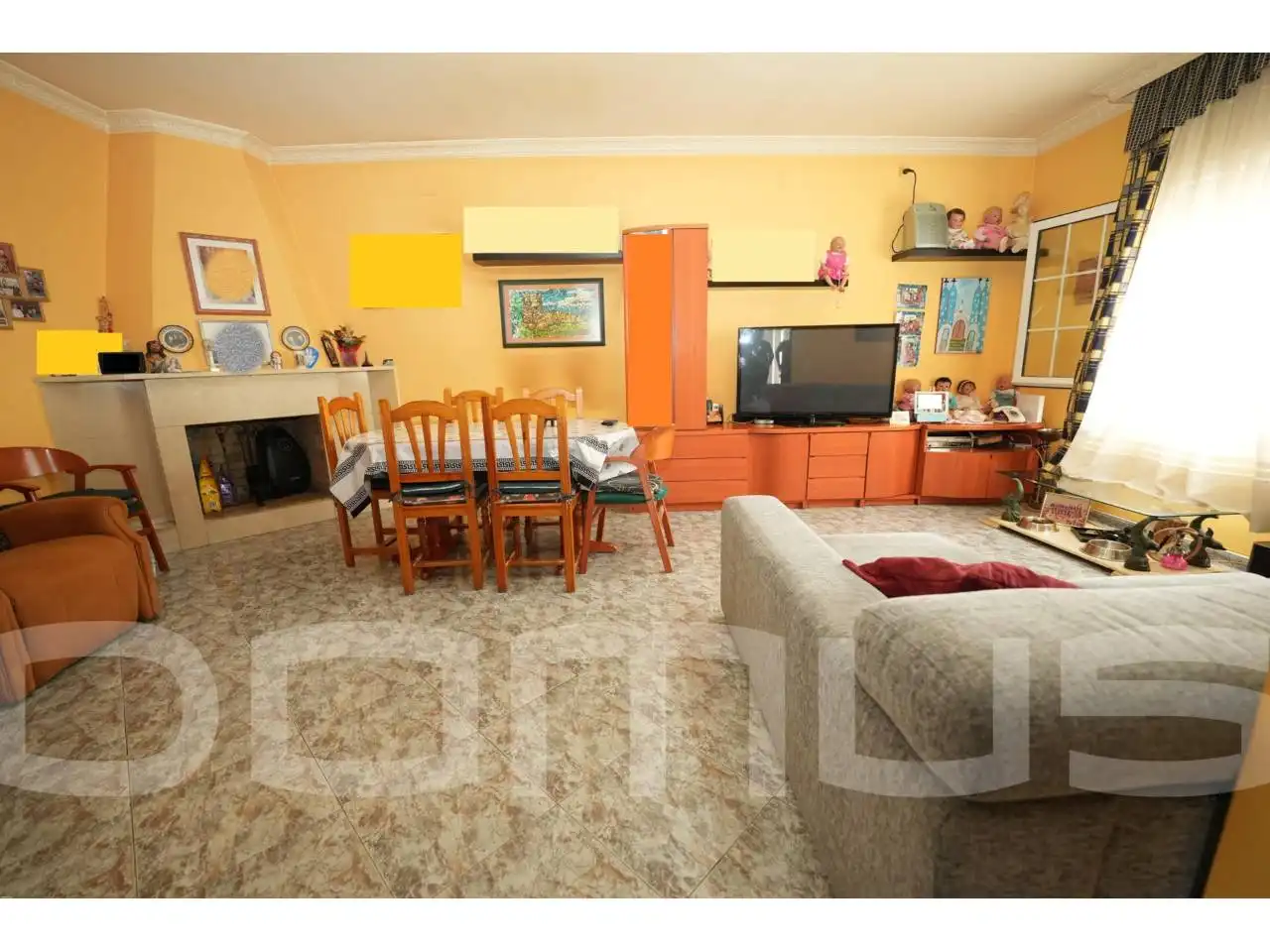 Sala de estar de Casa o chalet en venta en Piera con Aire acondicionado, Calefacción y Jardín privado