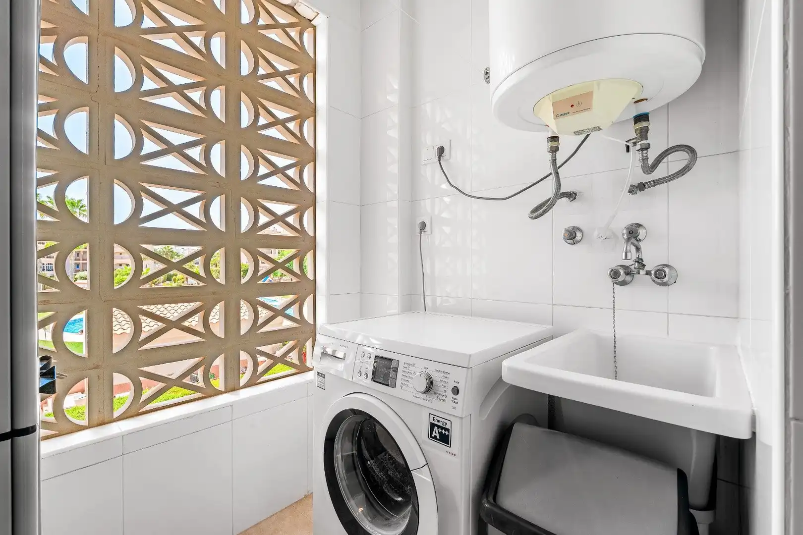 Apartamento con piscina en venta en Calle del Pavo Real, imagen 15