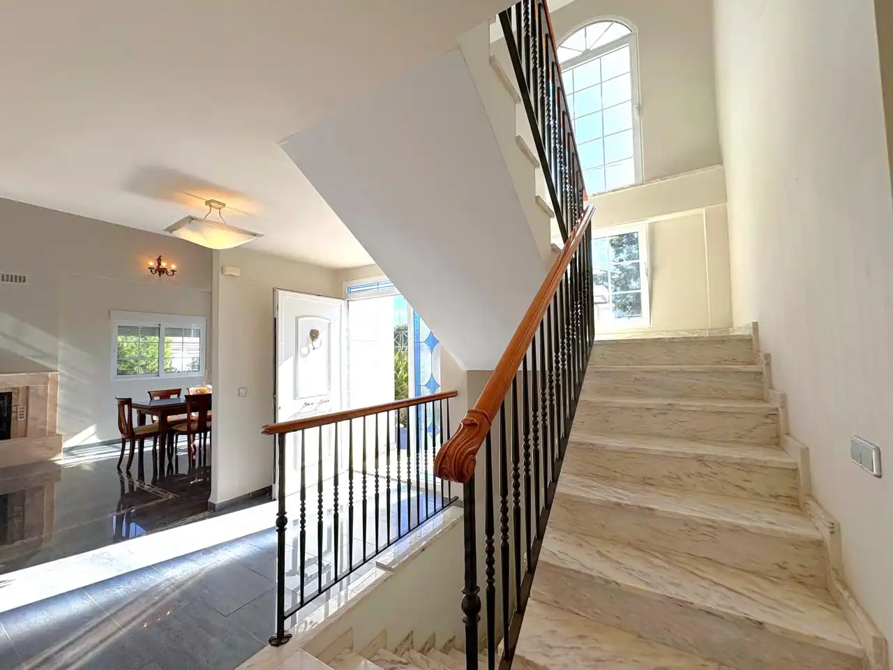 Casa o chalet en venta en Chiva con Aire acondicionado, Jardín privado y Terraza