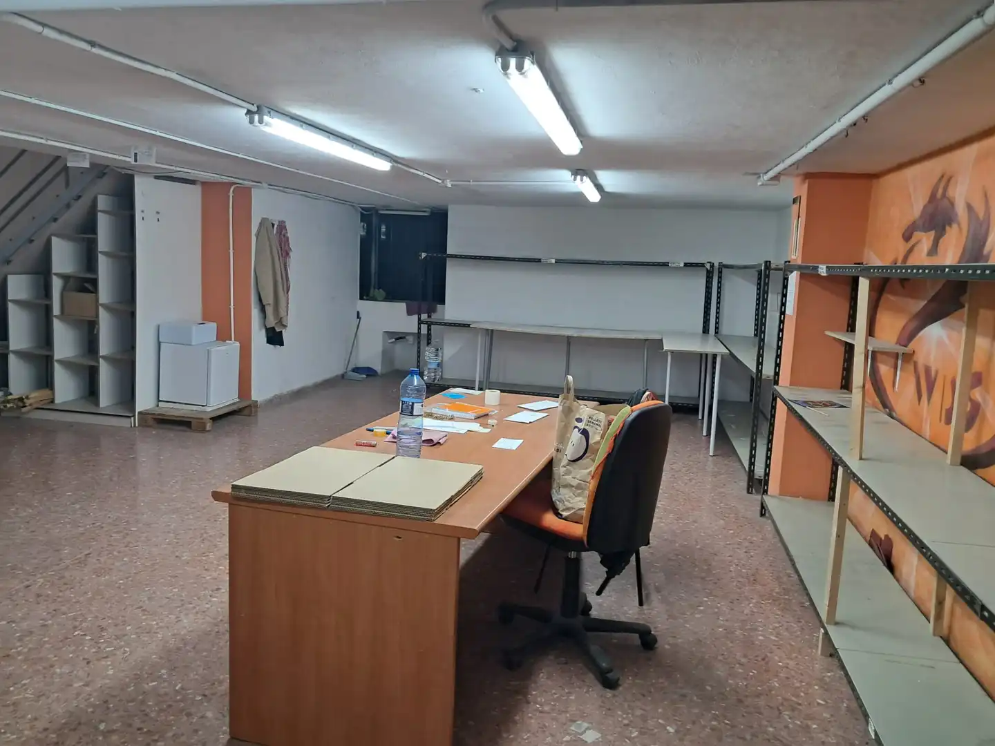 Business premises for sale in Carrer de Joan Ramon Jiménez 16, imagen 2