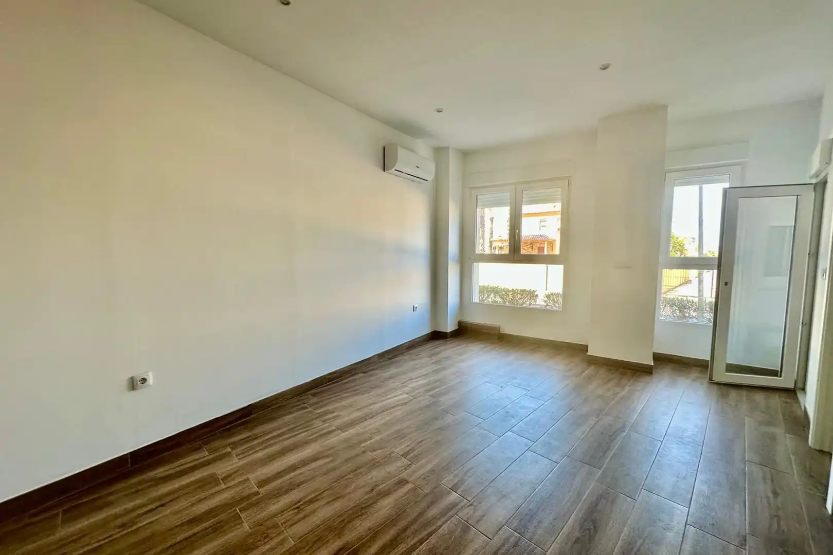 Apartament amb terrassa en venda a Centro, imagen 24