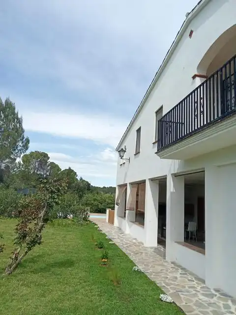 Vista exterior de Casa o xalet en venda en Sant Llorenç d'Hortons amb Calefacció, Jardí privat i Terrassa