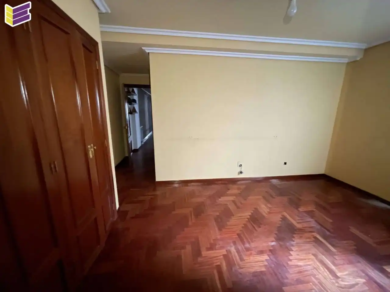 Bedroom of Flat for sale in Vigo   with Heating, Parquet flooring and Terrace