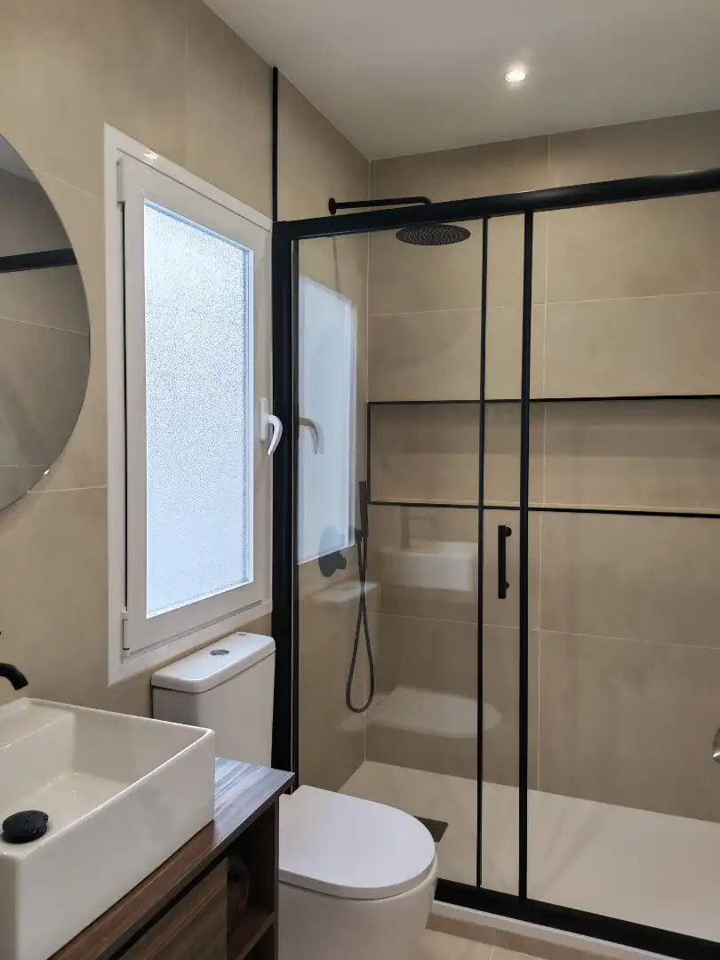 Bathroom of Attic for sale in Barrio de Salamanca