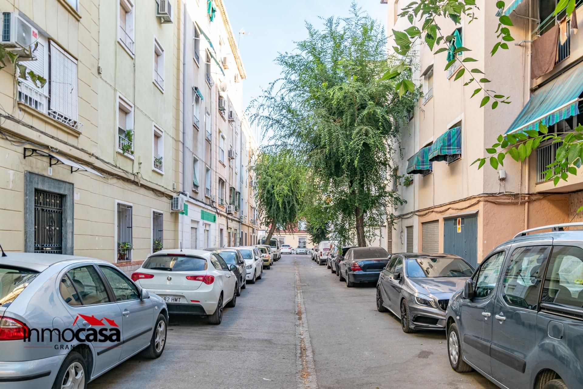 Vista exterior de Pis en venda en  Granada Capital