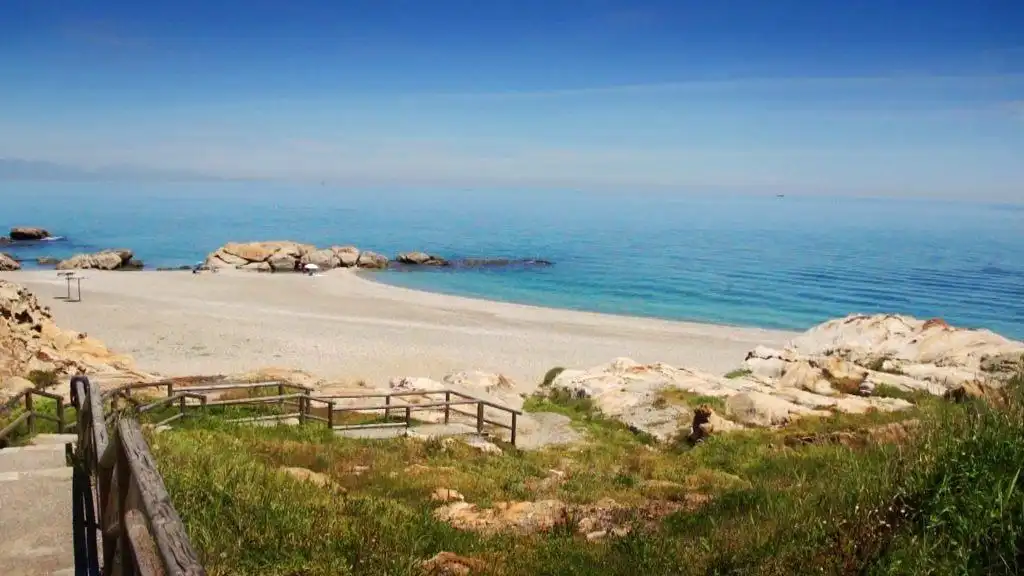 Appartement compact avec piscine à vendre à Puerto de la Duquesa