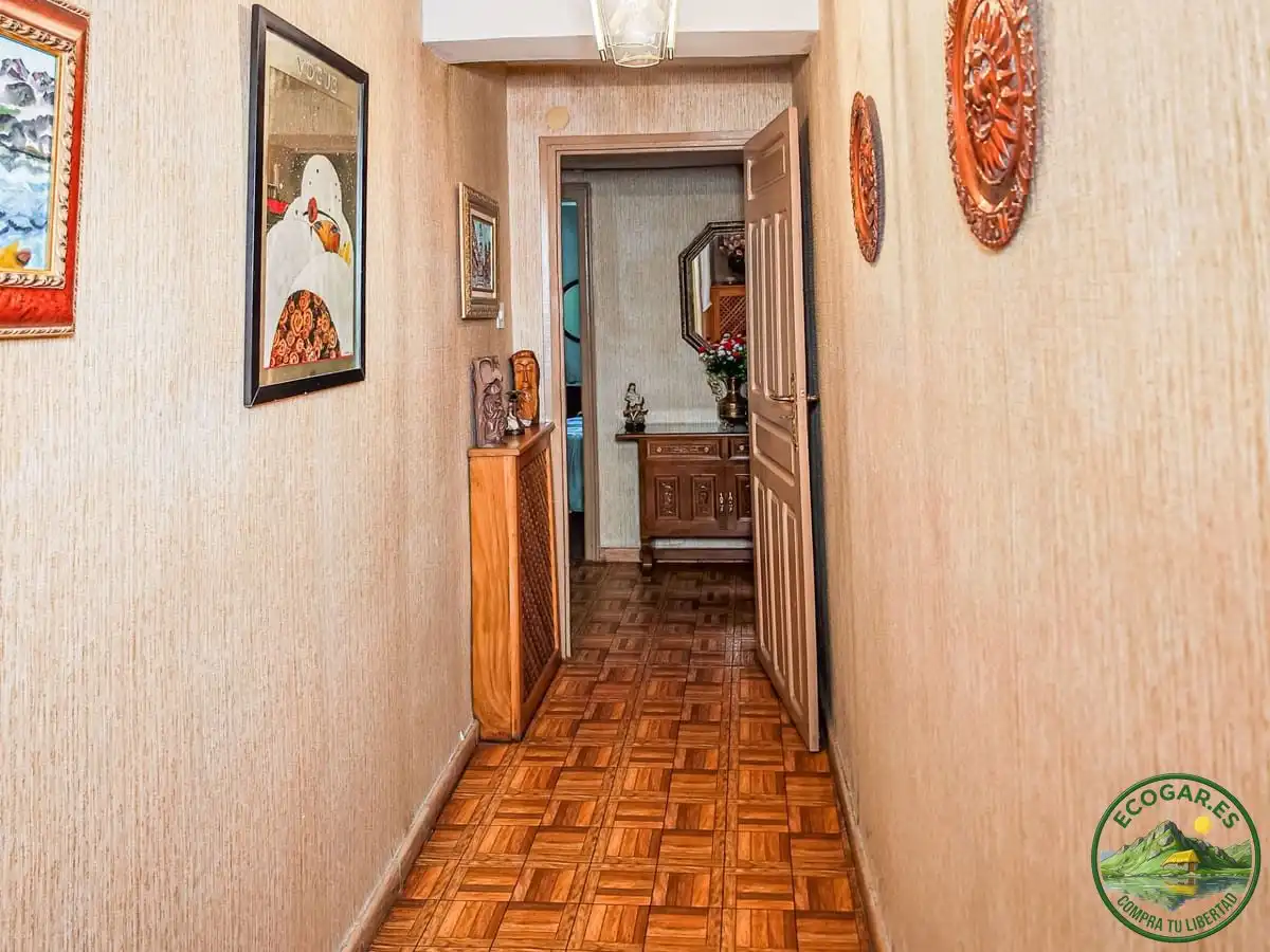 Casa o xalet en venda en Vega de Valcarce amb Calefacció, Jardí privat i Parquet