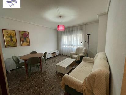 Sala d'estar de Apartament de lloguer en  Albacete Capital amb Calefacció i Traster