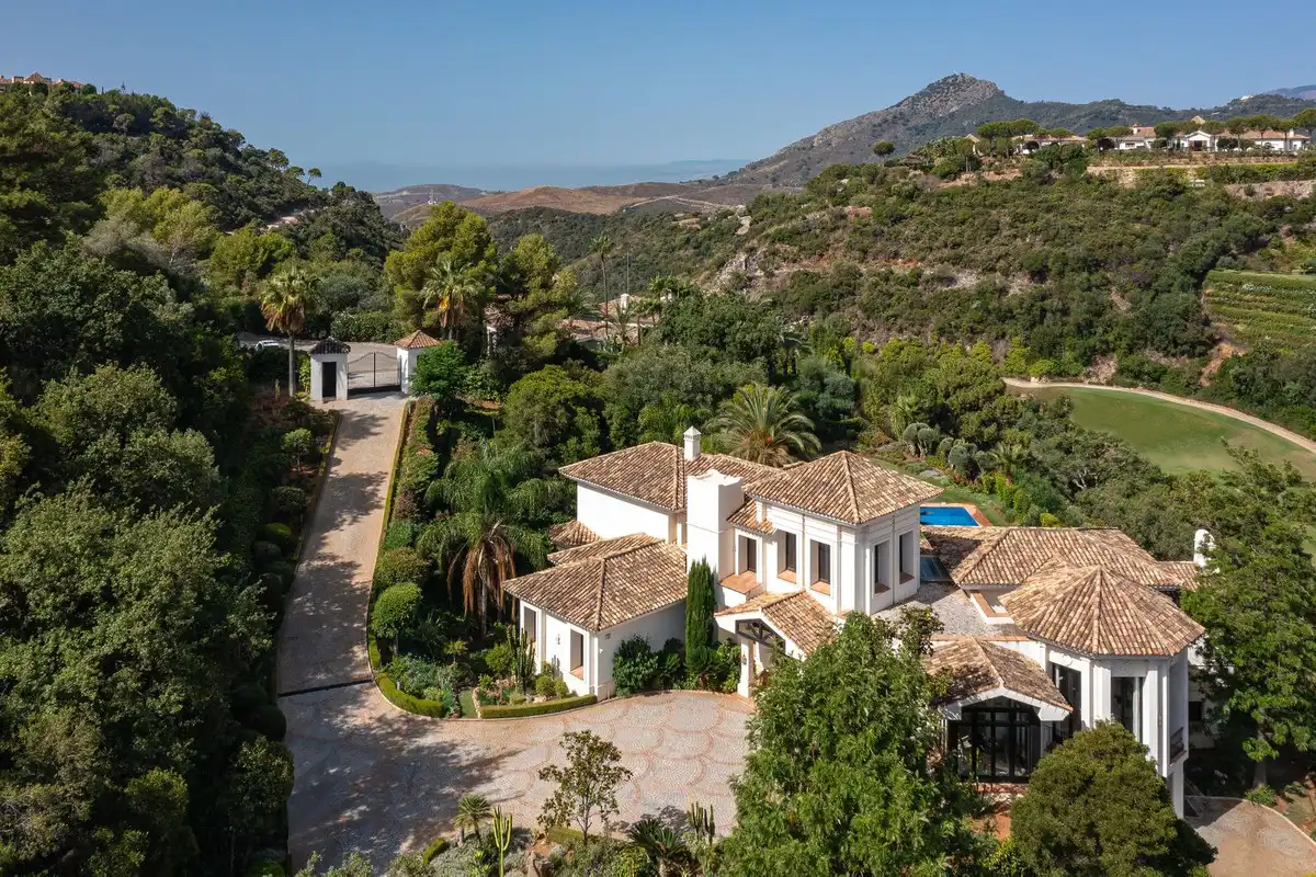 Villa mit Pool zum Verkauf in El Madroñal 94