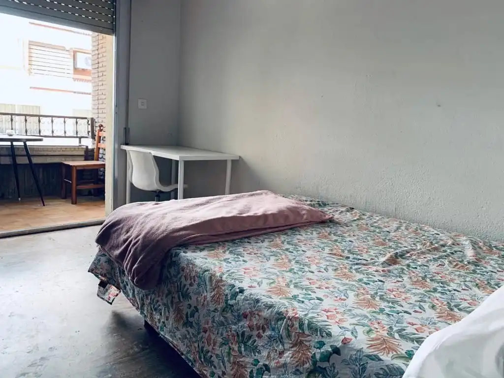 Dormitori de Pis en venda en Córdoba amb Aire condicionat i Terrassa