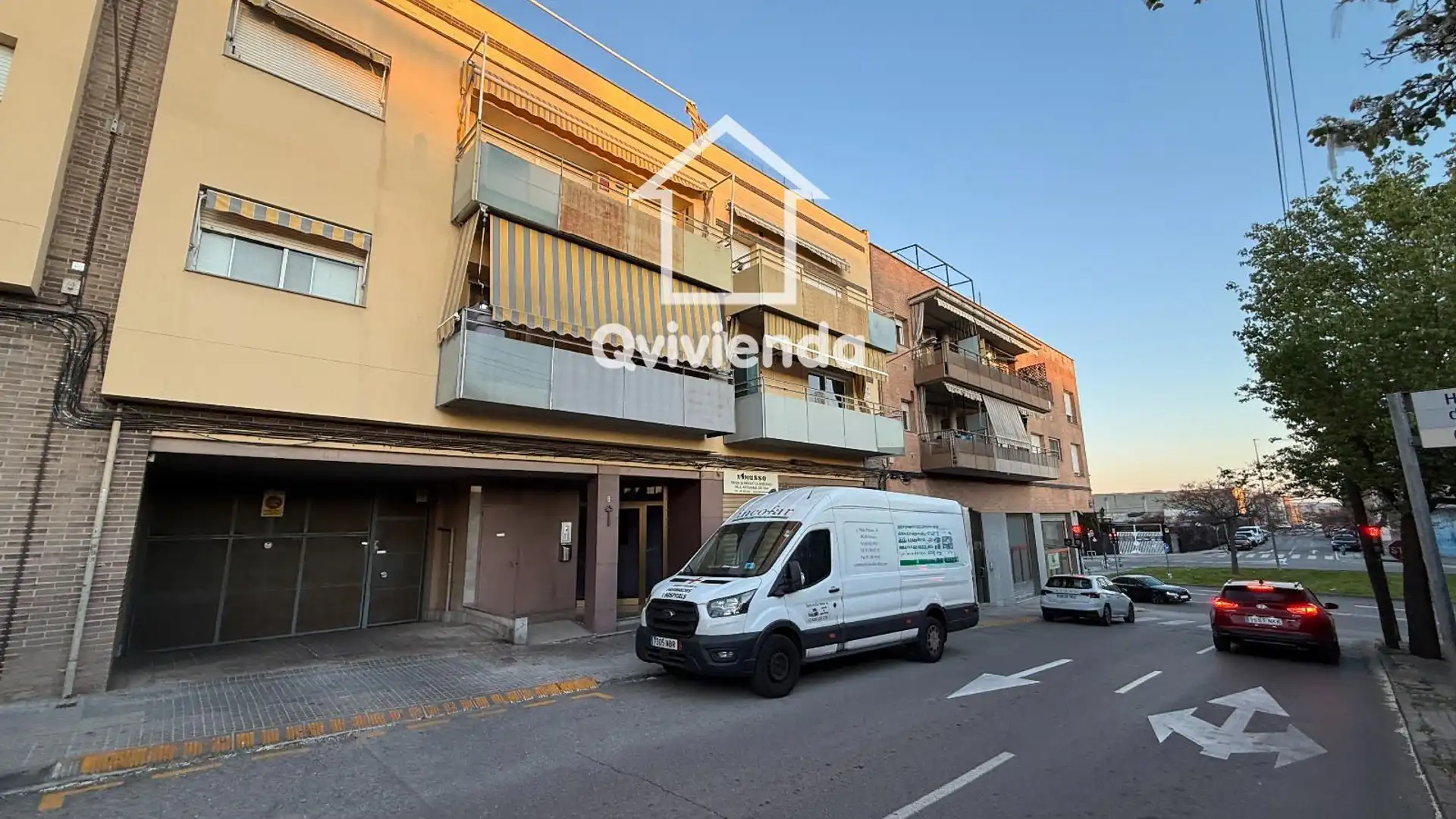 Vista exterior de Garatge en venda en Terrassa