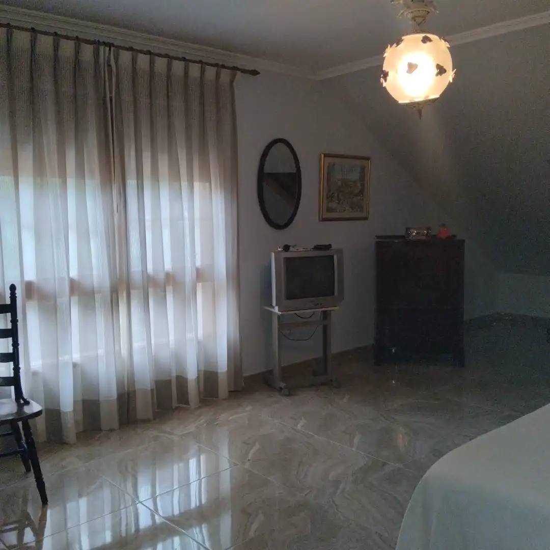 Dormitori de Casa o xalet en venda en El Escorial amb Calefacció, Jardí privat i Parquet
