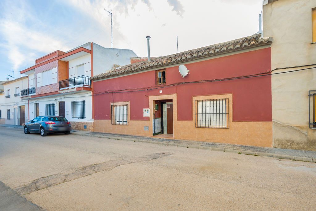 Vista exterior de Casa o xalet en venda en Villarrobledo