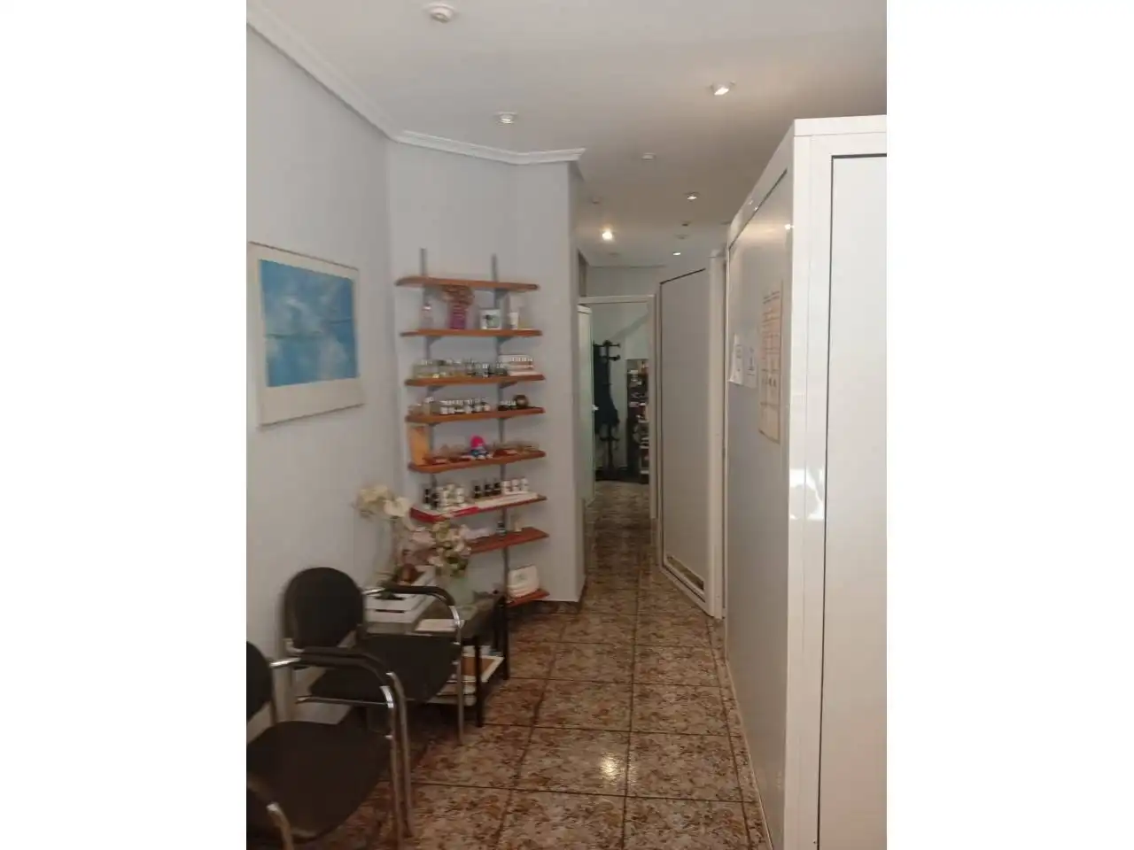 Gewerbefläche zum Verkauf in Calle Martínez Vega 1, imagen 4