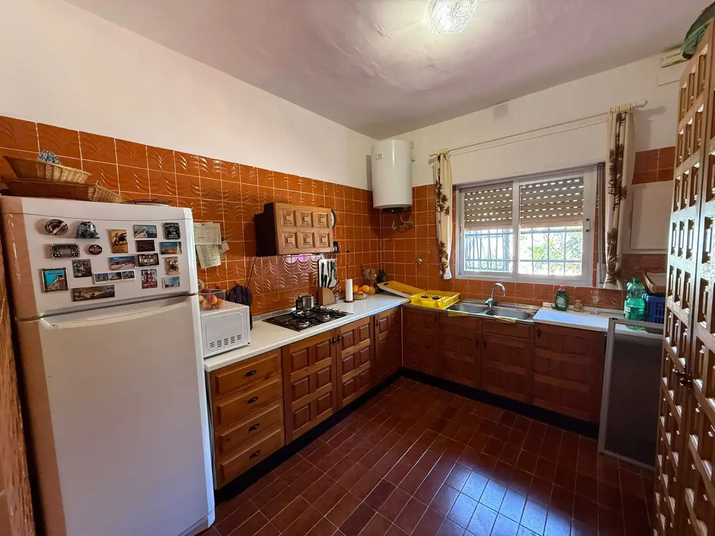 Casa con jardín en venta en Pueblo - Urbanizaciones, imagen 6