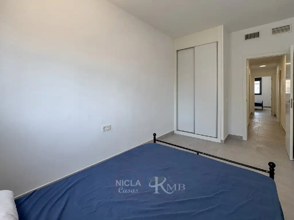 Habitación de Apartamento en venta en Garrucha con Aire acondicionado, Terraza y Amueblado
