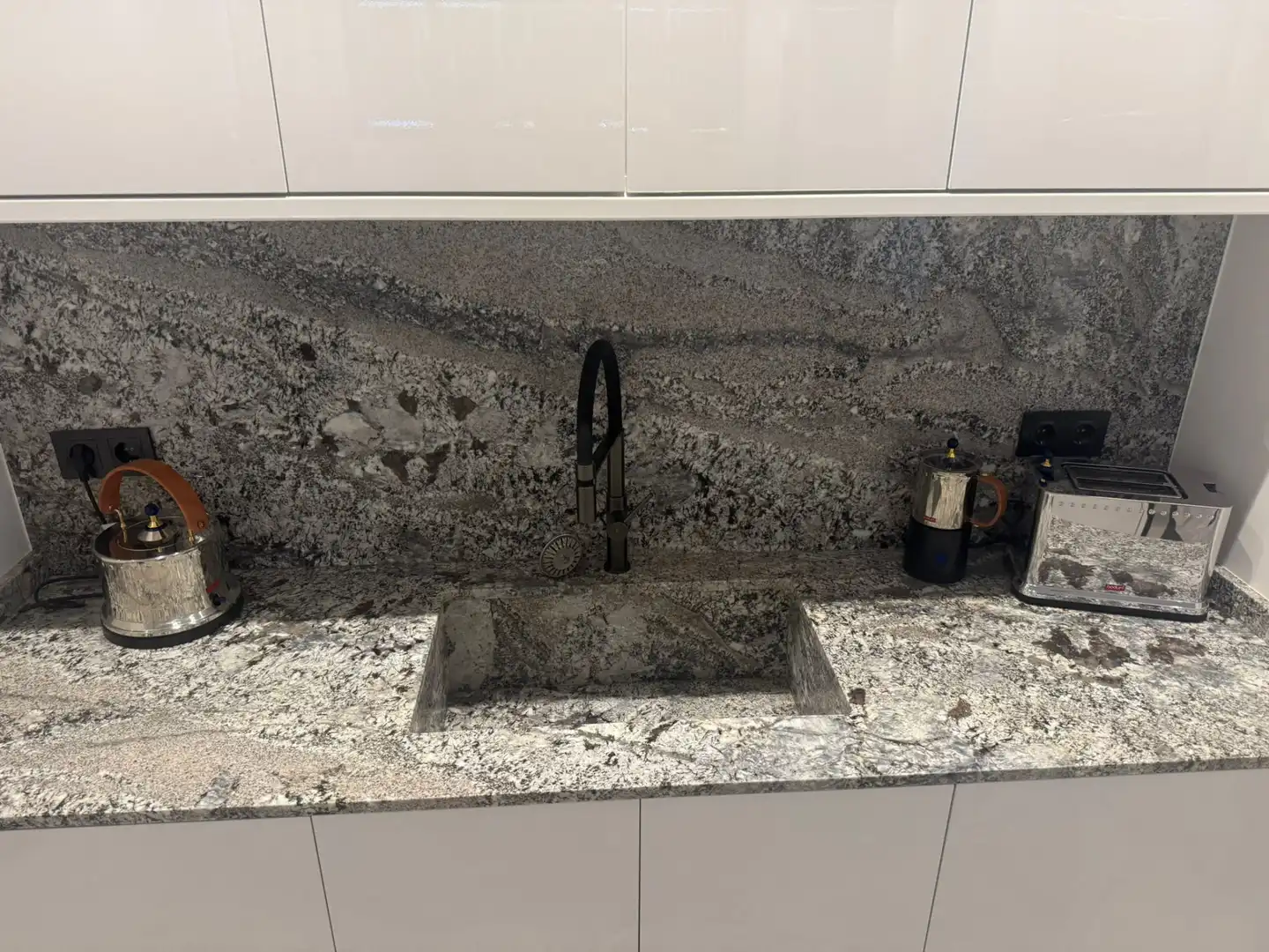 Apartamento con piscina en venta en La Quinta, imagen 5