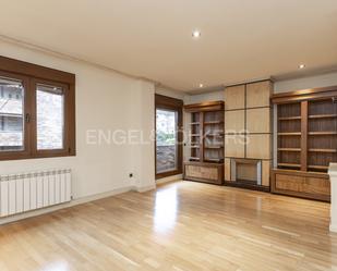 Sala d'estar de Apartament de lloguer en Pozuelo de Alarcón amb Aire condicionat, Calefacció i Parquet