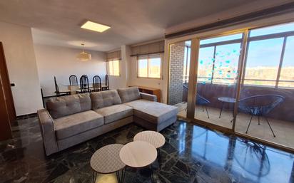 Living room of Flat to rent in  Valencia Capital  with Air Conditioner, Terrace and Balcony