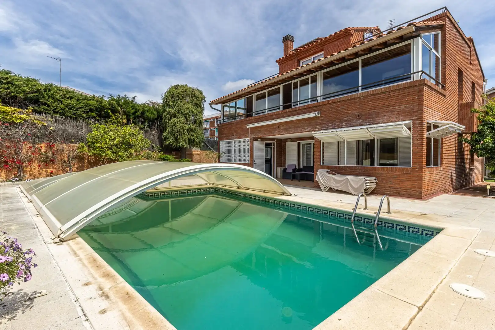 Piscina de Casa o xalet en venda en El Masnou amb Calefacció, Jardí privat i Terrassa