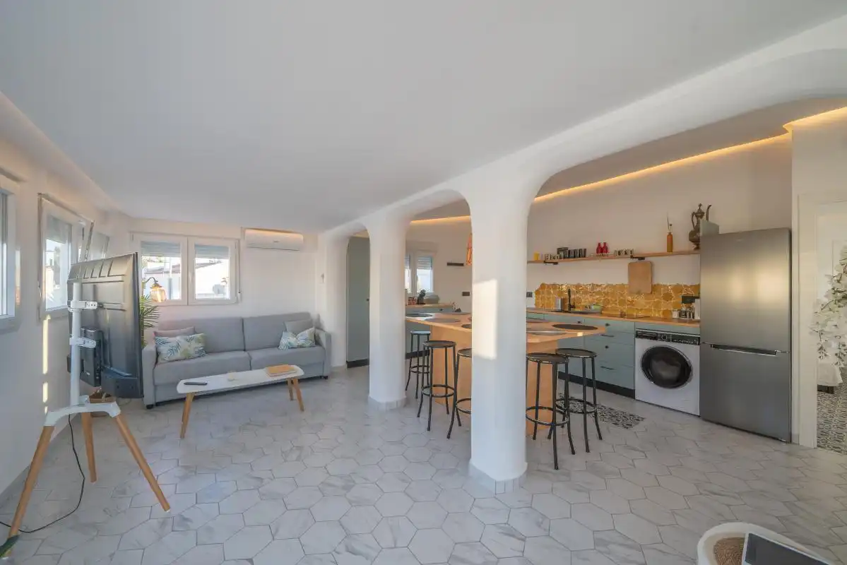 Cuina de Casa o xalet en venda en Oliva amb Aire condicionat, Calefacció i Jardí privat