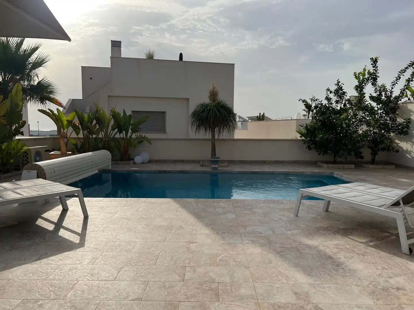 Piscina de Casa o chalet de alquiler en San Miguel de Salinas con Aire acondicionado, Calefacción y Jardín privado