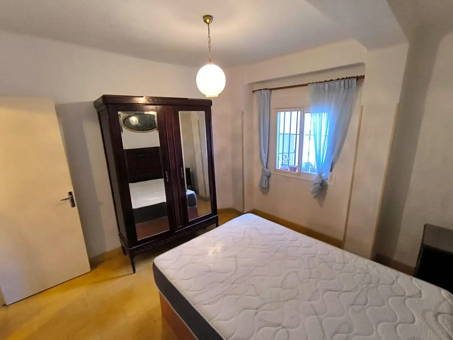 Habitación de Piso en venta en Málaga