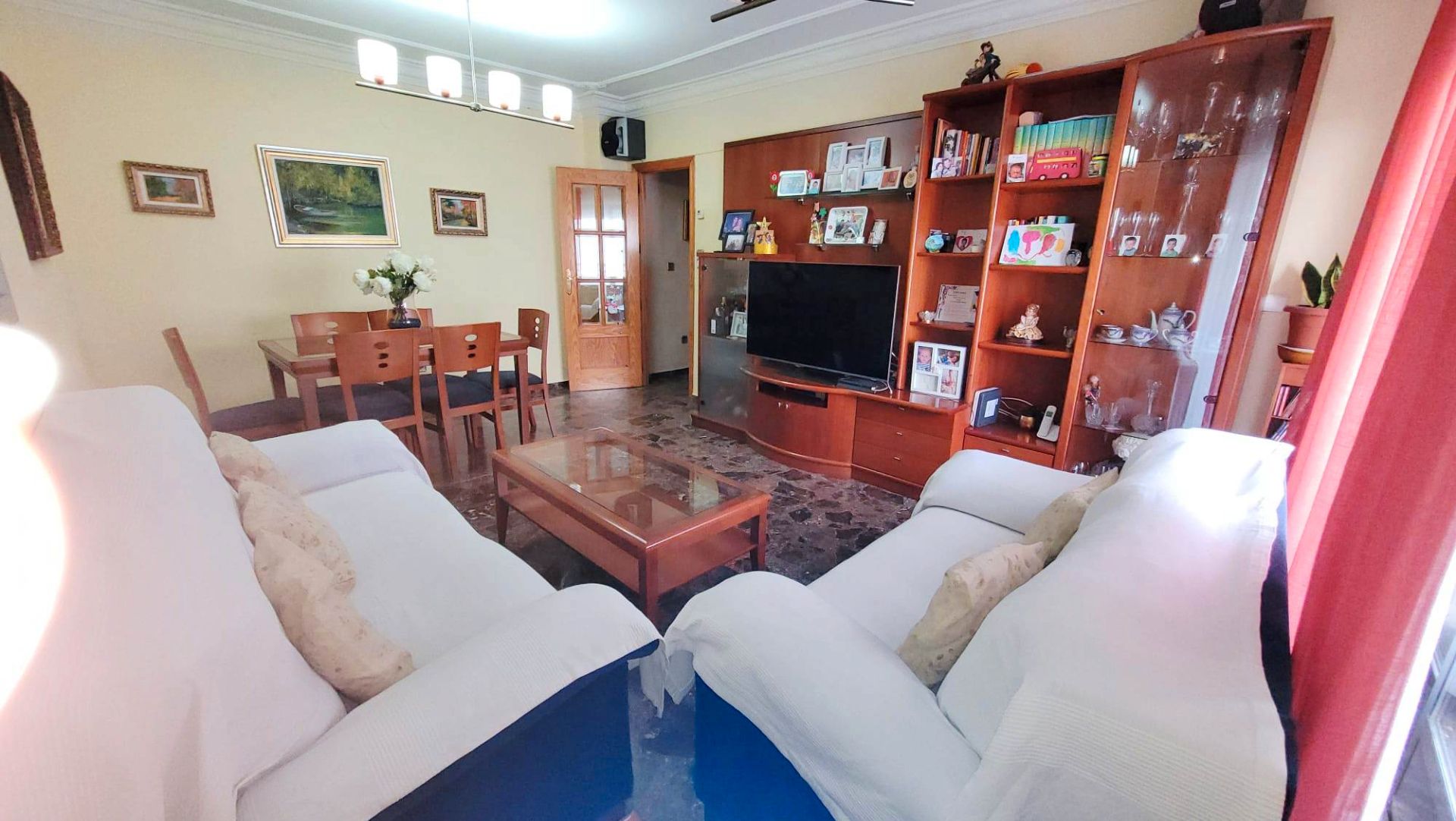 Sala d'estar de Pis en venda en  Albacete Capital amb Calefacció, Terrassa i Traster