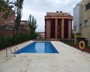 Swimming pool of Apartment to rent in  Madrid Capital  with Air Conditioner